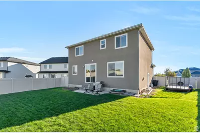 7523 N Evans Ranch Dr E, Eagle Mountain, UT 84005 - Photo 3