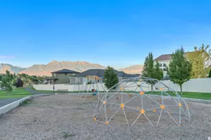 7523 N Evans Ranch Dr E, Eagle Mountain, UT 84005 - Photo 35