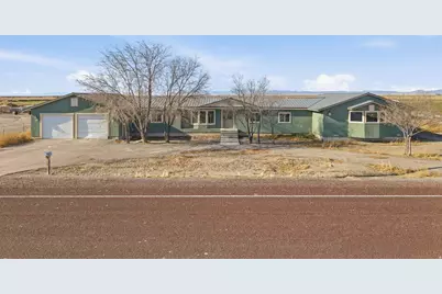 1025 N Main St, Hinckley, UT 84635 - Photo 29