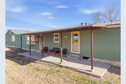 1025 N Main St, Hinckley, UT 84635 - Photo 3