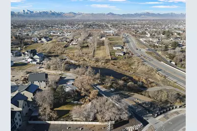 527 W 11400 S, Draper, UT 84020 - Photo 9