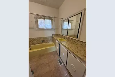 2679 Jackson Ave, Ogden, UT 84401 - Photo 17