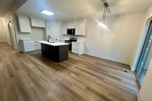 91 S 400 W, Kaysville, UT 84037 - Photo 3