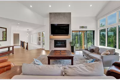 8122 S Willow Cv, Cottonwood Heights, UT 84093 - Photo 11