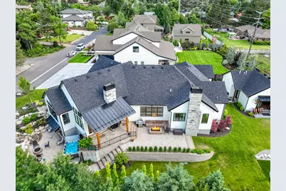 8122 S Willow Cv, Cottonwood Heights, UT 84093 - Photo 3