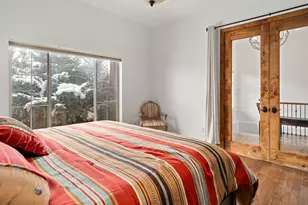 946 S Meadow Lark Ln E, Huntsville, UT 84317 - Photo 49