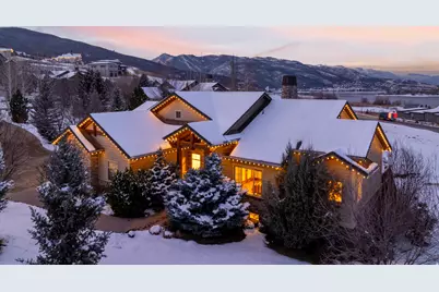 946 S Meadow Lark Ln E, Huntsville, UT 84317 - Photo 1