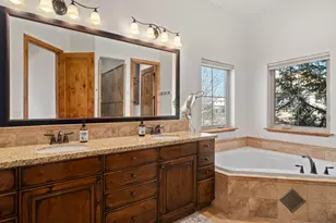 946 S Meadow Lark Ln E, Huntsville, UT 84317 - Photo 41