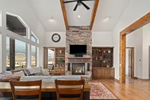 946 S Meadow Lark Ln E, Huntsville, UT 84317 - Photo 19