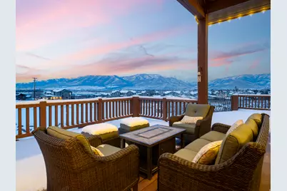 946 S Meadow Lark Ln E, Huntsville, UT 84317 - Photo 9