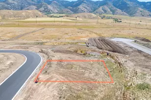 1128 E 50 N, Hyde Park, UT 84318 - Photo 1