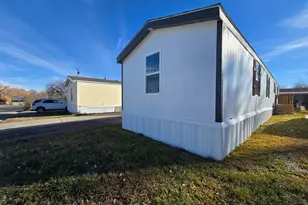 150 E 750 N, Vernal, UT 84078 - Photo 15