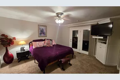 11077 S Susan Dr E, Sandy, UT 84092 - Photo 15