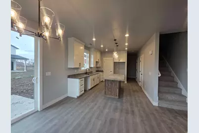 228 W 1300 S #16, Tremonton, UT 84337 - Photo 3