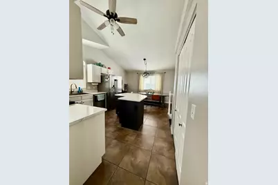 4196 S 800 W, Riverdale, UT 84405 - Photo 3