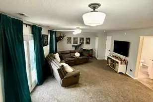 4196 S 800 W, Riverdale, UT 84405 - Photo 7