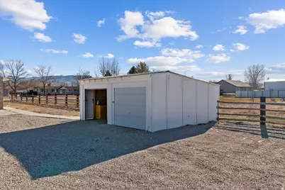 150 S 200 E, Centerfield, UT 84622 - Photo 33