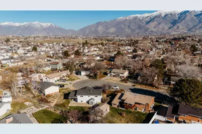 1183 N 200 E, Layton, UT 84041 - Photo 33