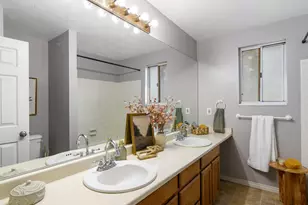 1177 W Shepard Ln, Farmington, UT 84025 - Photo 17