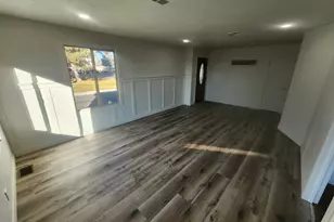 1031 W Foxglove Dr S, Taylorsville, UT 84123 - Photo 5