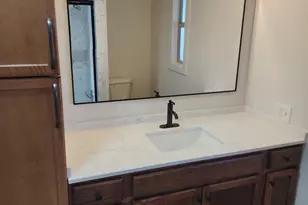 1031 W Foxglove Dr S, Taylorsville, UT 84123 - Photo 9