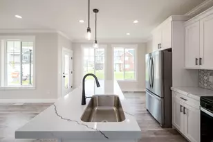 8812 S Cy's Park Ln, Sandy, UT 84070 - Photo 5