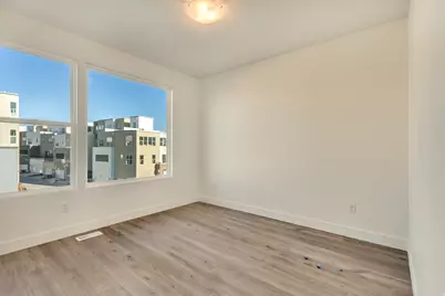 11013 S Freestone Rd W #117, South Jordan, UT 84009 - Photo 7