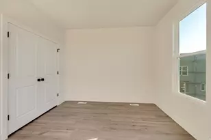 11013 S Freestone Rd W, South Jordan, UT 84009 - Photo 11