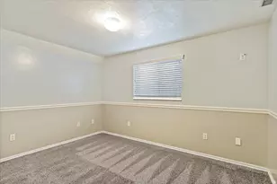 2273 N 1975 E, Layton, UT 84040 - Photo 25