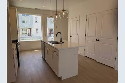 10995 S Freestone Rd W #109, South Jordan, UT 84009 - Photo 9