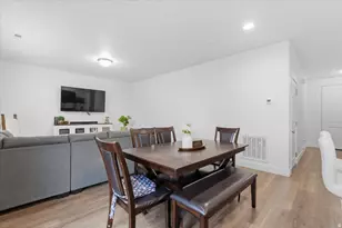 1596 W Parkview Dr, Syracuse, UT 84075 - Photo 9