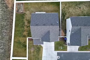 1596 W Parkview Dr, Syracuse, UT 84075 - Photo 29