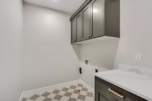 261 E Concord Farm Ln, Draper, UT 84020 - Photo 29