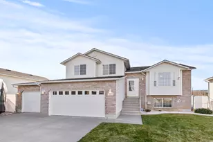 3077 W 4650 S, Roy, UT 84067 - Photo 1