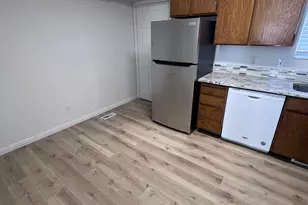 556 N Fairfield Rd, Layton, UT 84041 - Photo 15