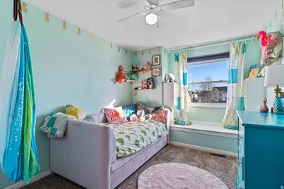 4224 W 5850 S, Roy, UT 84067 - Photo 15