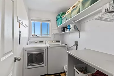 4224 W 5850 S, Roy, UT 84067 - Photo 13