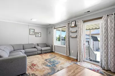 4224 W 5850 S, Roy, UT 84067 - Photo 9