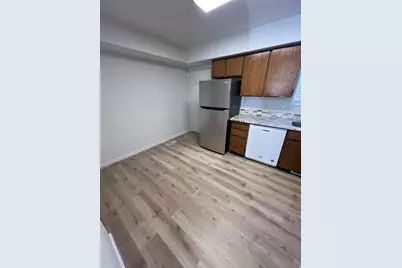 556 N Fairfield Rd #D4, Layton, UT 84041 - Photo 13