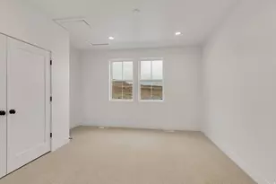 7002 W Hidden Hills Way S, West Jordan, UT 84081 - Photo 17