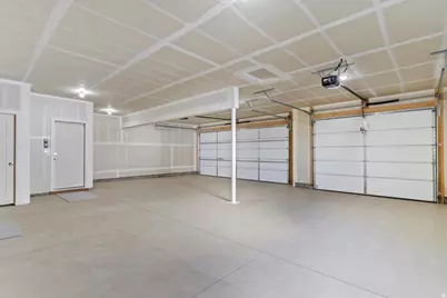 3218 S 4950 W, West Haven, UT 84401 - Photo 29