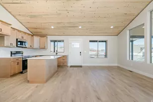 2710 S Driver Circle, Garden City, UT 84028 - Photo 13