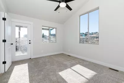 2710 S Driver Cir, Garden City, UT 84028 - Photo 25