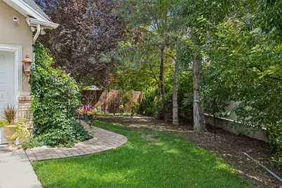 11697 S Tattered Angel Cv, Riverton, UT 84065 - Photo 35