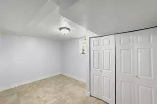 3877 S 4400 W, West Valley, UT 84120 - Photo 19