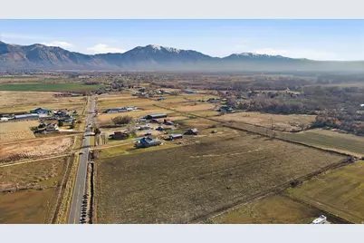 3777 W Pioneer Rd, Marriott-Slaterville City, UT 84404 - Photo 19