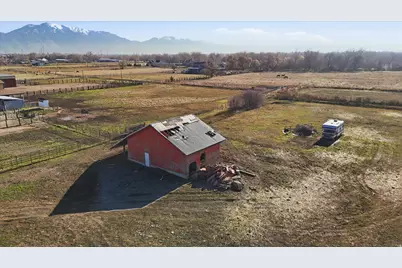 3777 W Pioneer Rd, Marriott-Slaterville City, UT 84404 - Photo 13