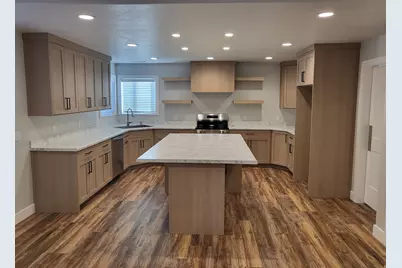 262 N 300 W, Preston, ID 83263 - Photo 5