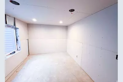 977 W Brennan St, Bluffdale, UT 84065 - Photo 21