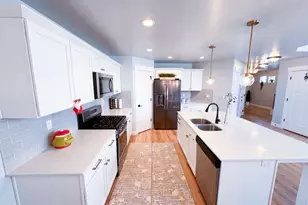 977 W Brennan St, Bluffdale, UT 84065 - Photo 9